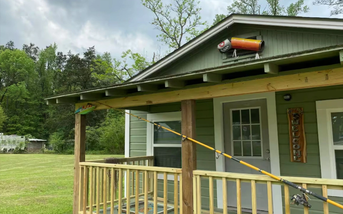 Stay near Pineywoods Vineyard - Casita Crappie